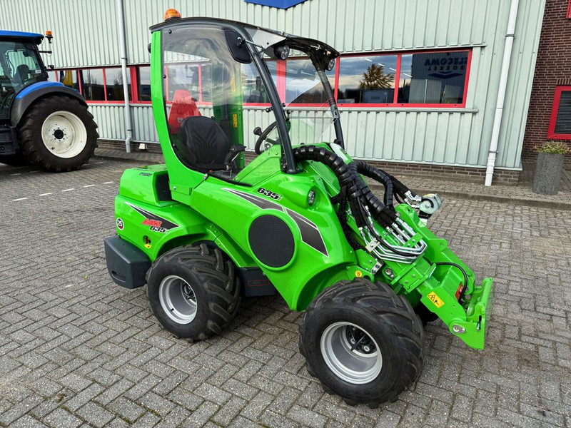 Avant 635i TDS - Încărcător frontal pe pneuri: Foto 4 Avant 635i TDS - Încărcător frontal pe pneuri: Foto 4