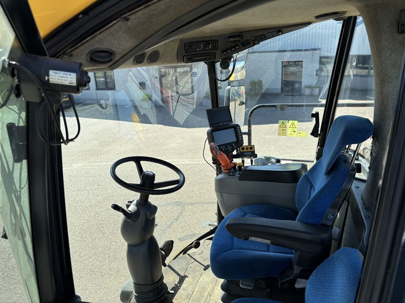 New Holland FR9050 - Combină de Recoltat Furaj: Foto 5 New Holland FR9050 - Combină de Recoltat Furaj: Foto 5