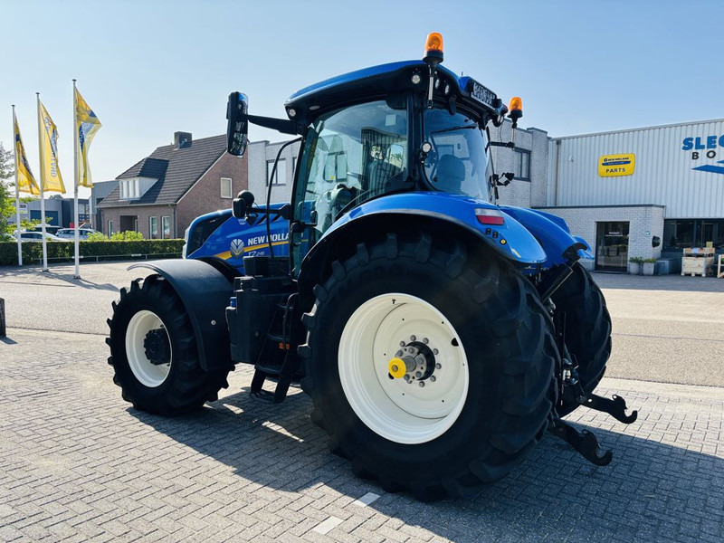 New Holland T7.245 AC Stage V + RTK - Tractor agricol: Foto 2 New Holland T7.245 AC Stage V + RTK - Tractor agricol: Foto 2