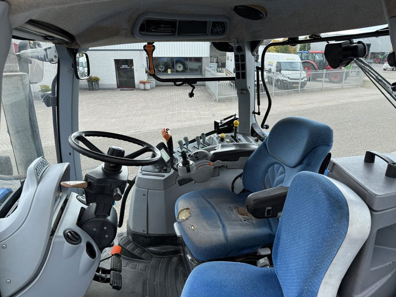 New Holland T7040 Power Command - Tractor agricol: Foto 5 New Holland T7040 Power Command - Tractor agricol: Foto 5