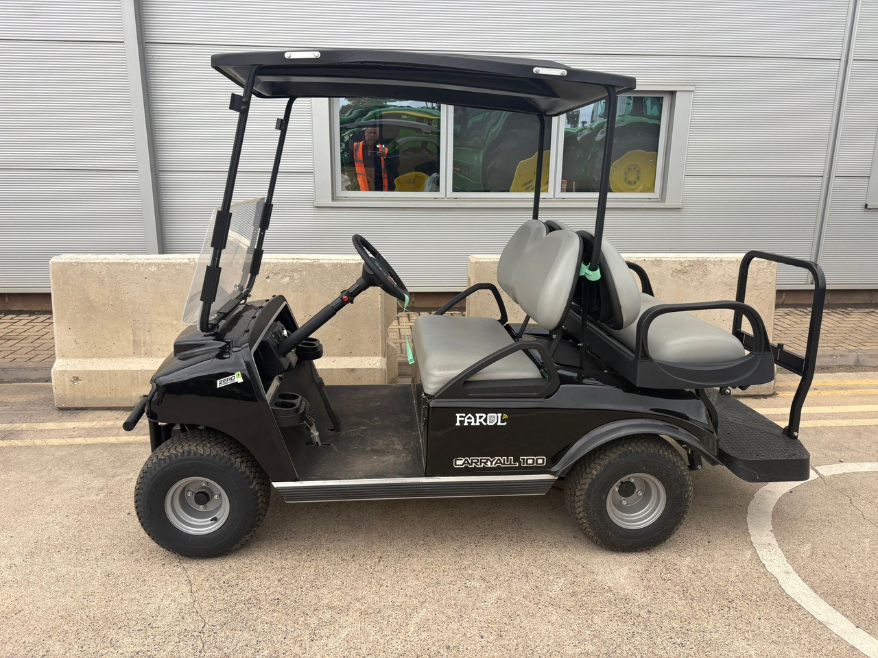 Clubcar Carryall 100 4 seater utility buggy - Mașină de golf: Foto 1 Clubcar Carryall 100 4 seater utility buggy - Mașină de golf: Foto 1