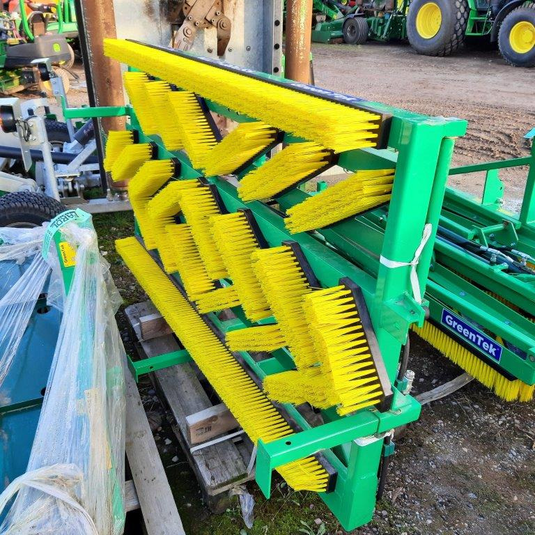 Greentek HMB186Y multibrush - Perie pentru Utilaje agricole: Foto 3 Greentek HMB186Y multibrush - Perie pentru Utilaje agricole: Foto 3