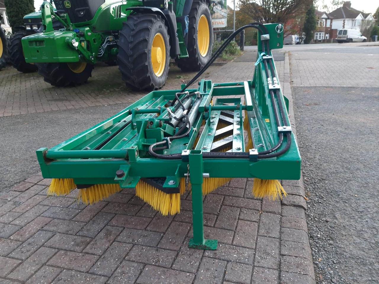 Greentek HMB186Y multibrush - Perie pentru Utilaje agricole: Foto 3 Greentek HMB186Y multibrush - Perie pentru Utilaje agricole: Foto 3