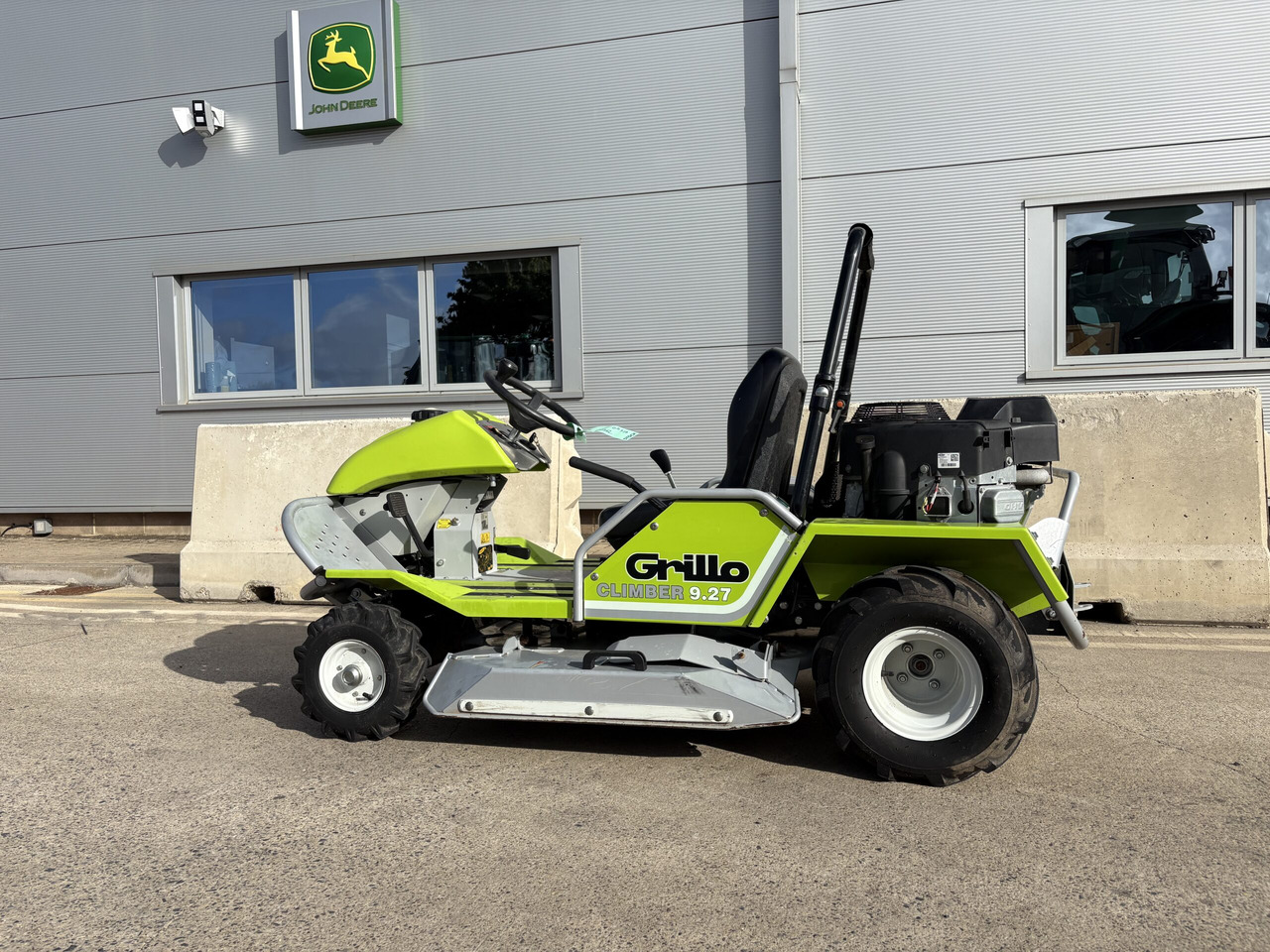 Grillo Climber 9.27 - Maşină de tuns iarba: Foto 1 Grillo Climber 9.27 - Maşină de tuns iarba: Foto 1