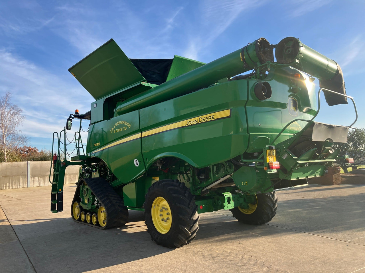 JOHN DEERE S685 TM - Combină de recoltat cereale: Foto 3 JOHN DEERE S685 TM - Combină de recoltat cereale: Foto 3