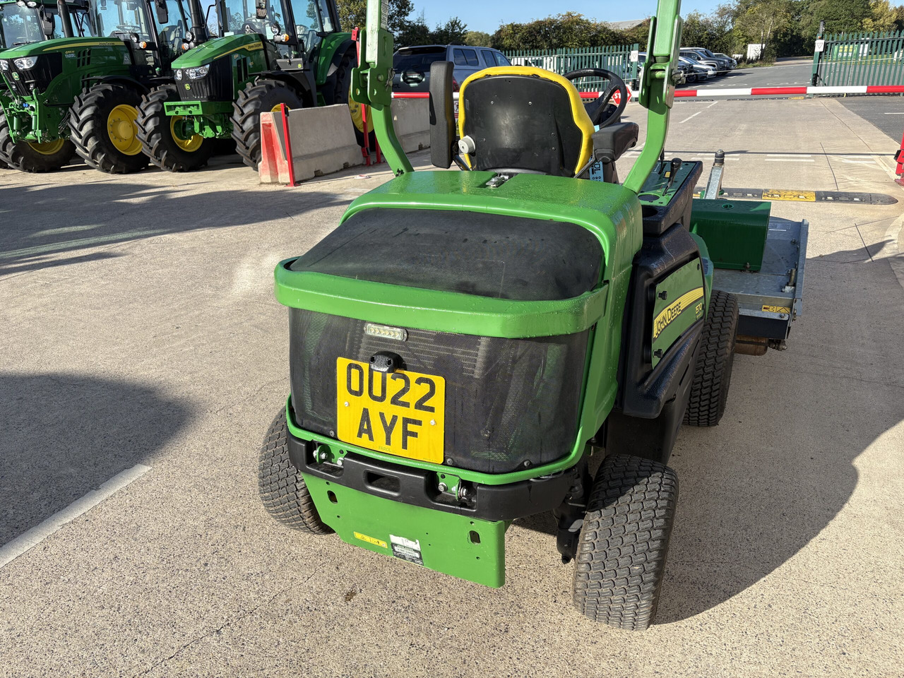John Deere 1570 C/w Major Cyclone Mower - Maşină de tuns iarba: Foto 4 John Deere 1570 C/w Major Cyclone Mower - Maşină de tuns iarba: Foto 4