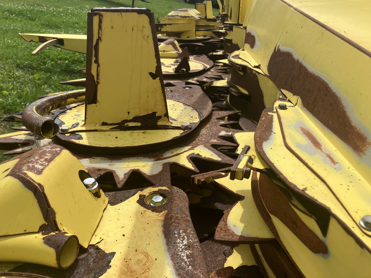John Deere 390 Plus - Heder de recoltat porumb: Foto 5 John Deere 390 Plus - Heder de recoltat porumb: Foto 5