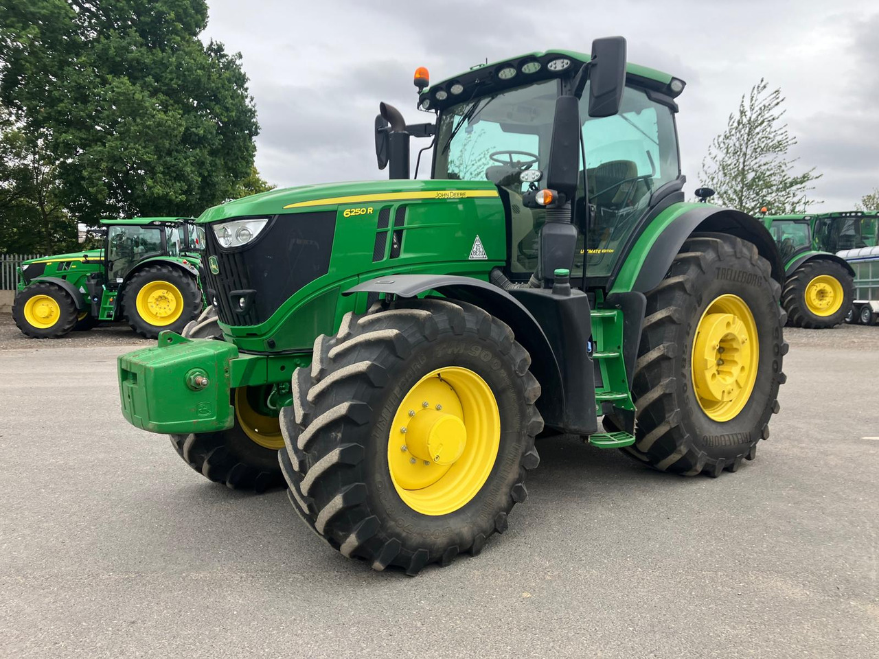 John Deere 6250R - Tractor agricol: Foto 1 John Deere 6250R - Tractor agricol: Foto 1