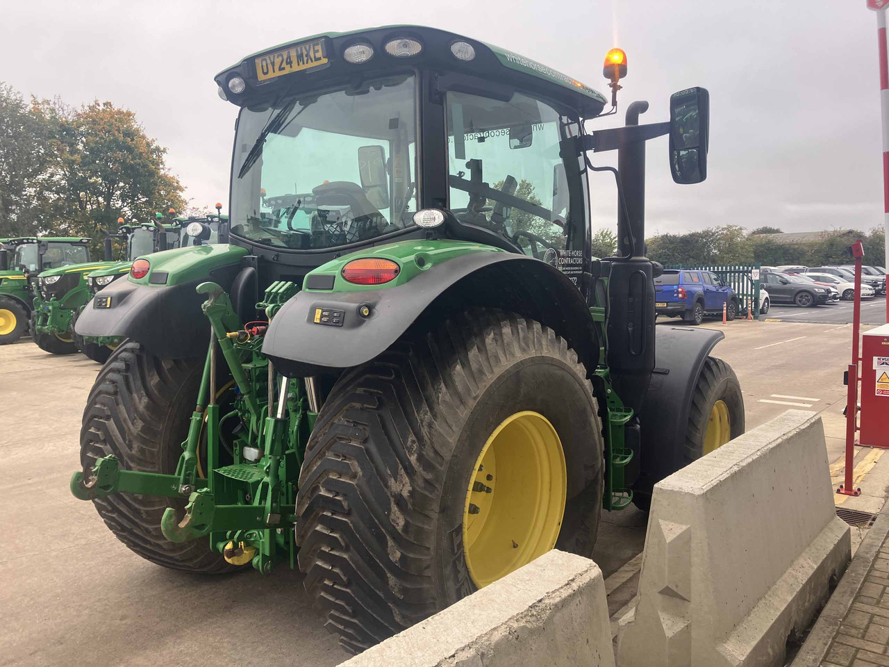 John Deere 6R 130 - Tractor agricol: Foto 5 John Deere 6R 130 - Tractor agricol: Foto 5
