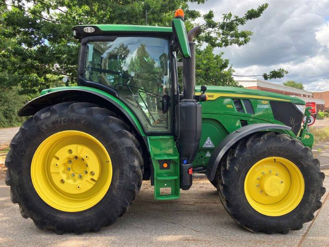 John Deere 6R 185 - Tractor agricol: Foto 3 John Deere 6R 185 - Tractor agricol: Foto 3