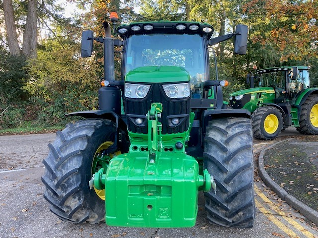 John Deere 6R 185 - Tractor agricol: Foto 2 John Deere 6R 185 - Tractor agricol: Foto 2