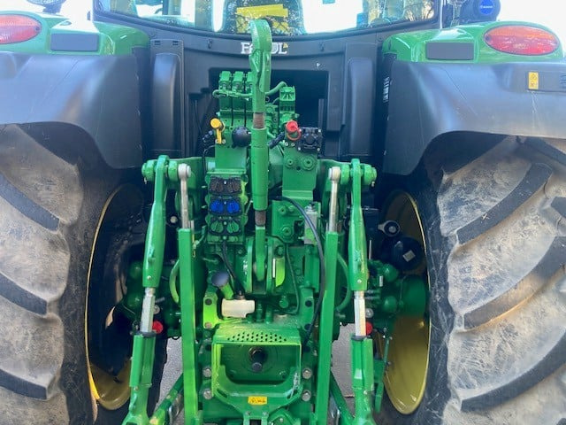 John Deere 6R 185 - Tractor agricol: Foto 5 John Deere 6R 185 - Tractor agricol: Foto 5