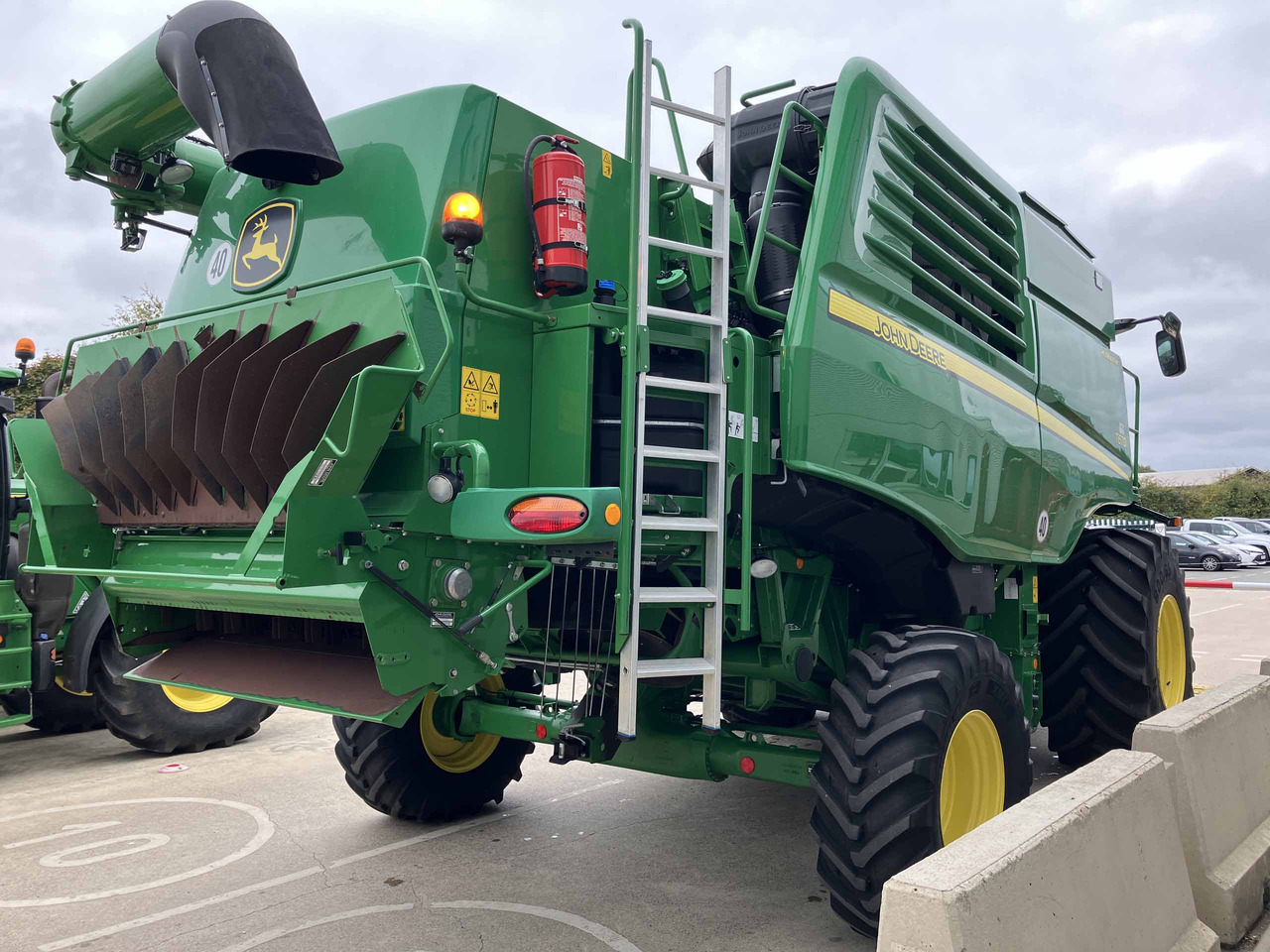John Deere T670i HillMaster - Combină de recoltat cereale: Foto 5 John Deere T670i HillMaster - Combină de recoltat cereale: Foto 5