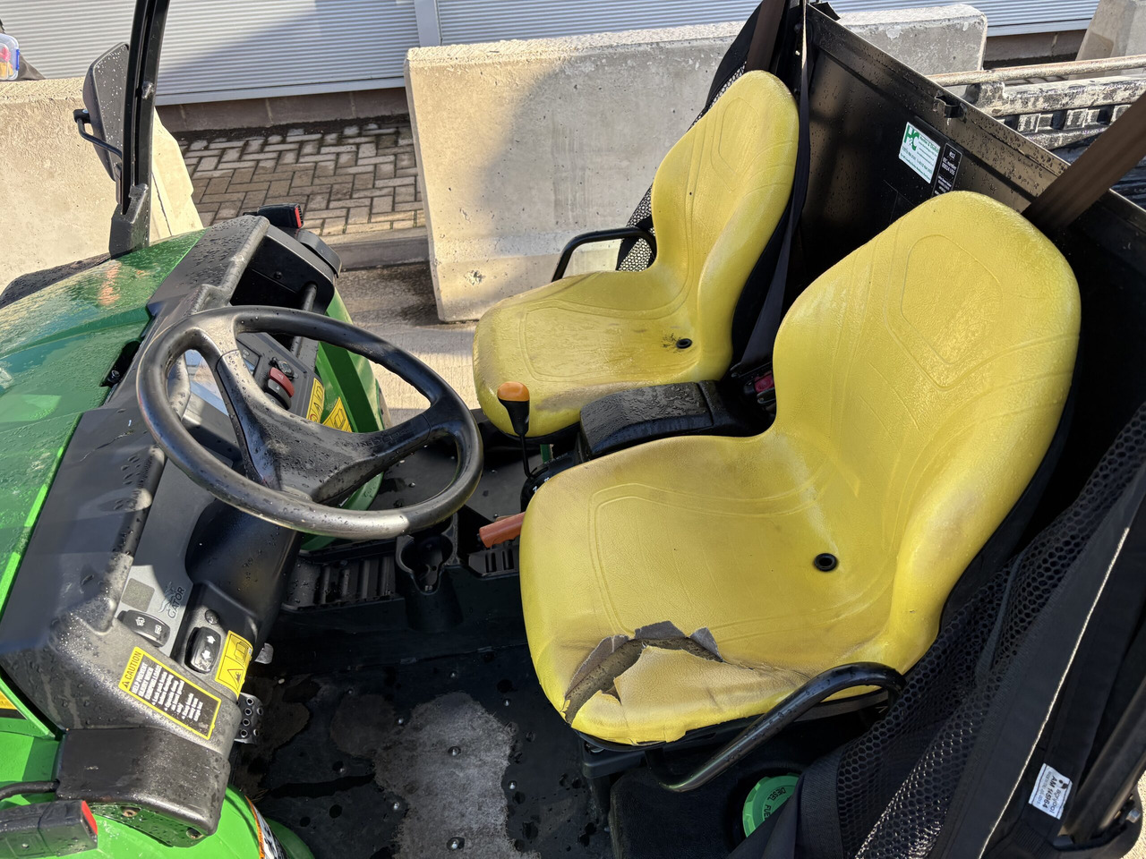 John Deere XUV855M Gator - Atv: Foto 4 John Deere XUV855M Gator - Atv: Foto 4