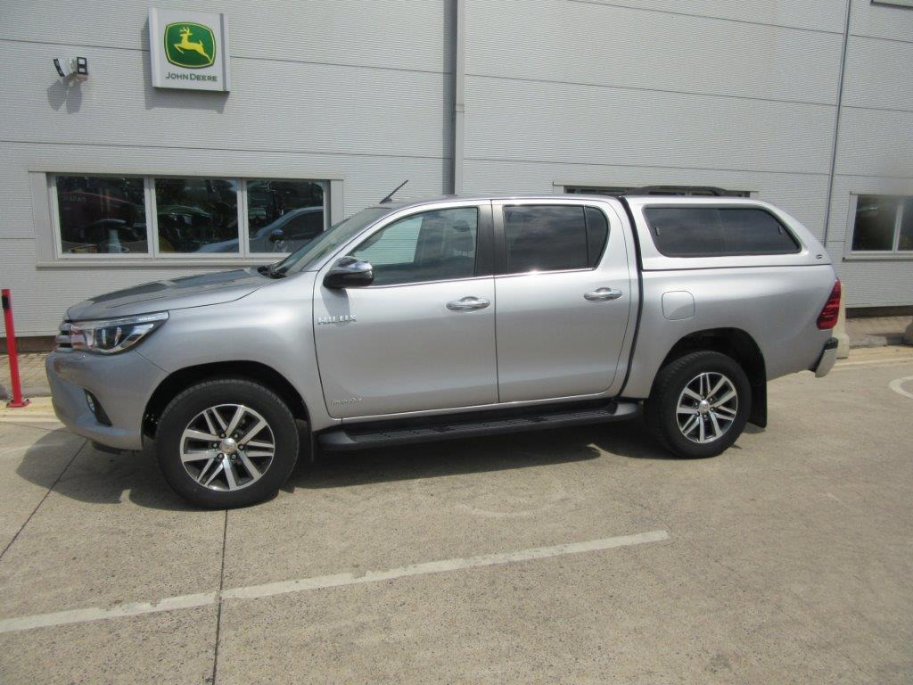TOYOTA HILUX INVINCIBLE - Pick-up: Foto 3 TOYOTA HILUX INVINCIBLE - Pick-up: Foto 3
