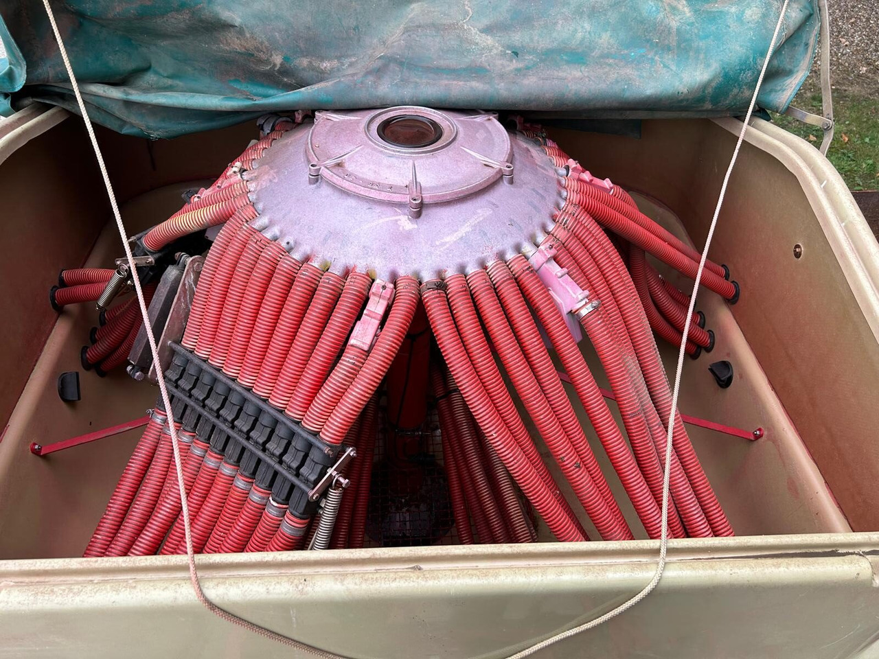 Weaving 6mt Tine Drill - Maşină agricole pentru semanat: Foto 5 Weaving 6mt Tine Drill - Maşină agricole pentru semanat: Foto 5