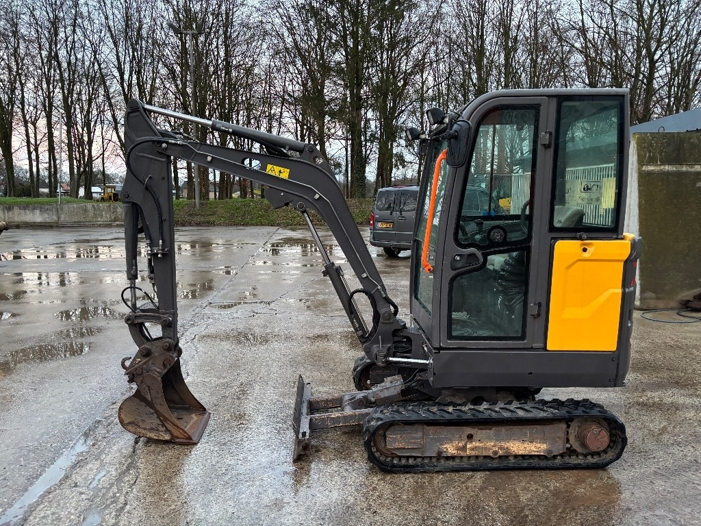Volvo EC 20 E - Mini excavator: Foto 1 Volvo EC 20 E - Mini excavator: Foto 1