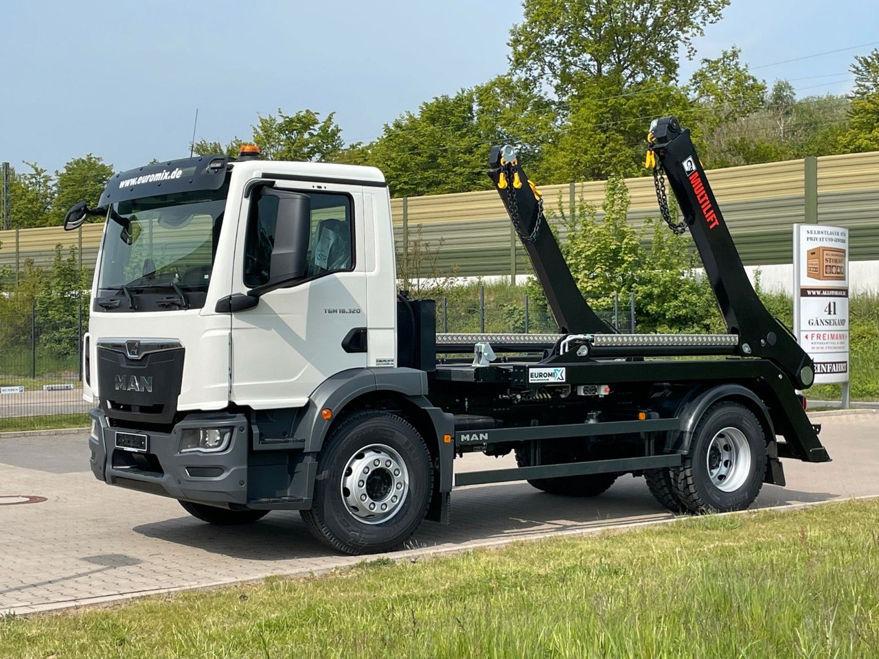 MAN TGM 18.320 4x2 Euro 6e Hiab Multilift Futura 12 - Camion basculantă, Camion cu macara: Foto 2 MAN TGM 18.320 4x2 Euro 6e Hiab Multilift Futura 12 - Camion basculantă, Camion cu macara: Foto 2
