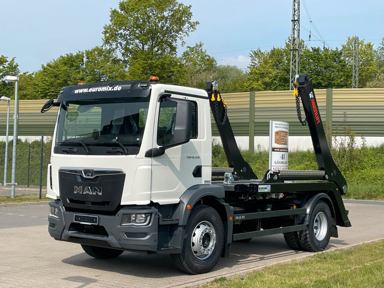 MAN TGM 18.320 4x2 Euro 6e Hiab Multilift Futura 12 - Camion basculantă, Camion cu macara: Foto 1 MAN TGM 18.320 4x2 Euro 6e Hiab Multilift Futura 12 - Camion basculantă, Camion cu macara: Foto 1