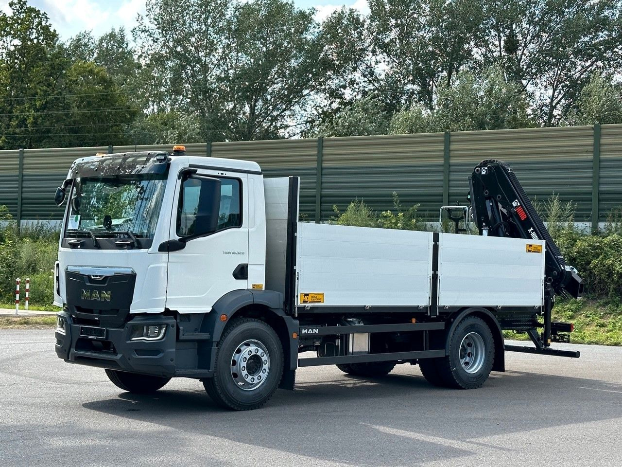 MAN TGM 18.320 4x2 Euro6e Kran Hiab - Camion cu macara: Foto 2 MAN TGM 18.320 4x2 Euro6e Kran Hiab - Camion cu macara: Foto 2