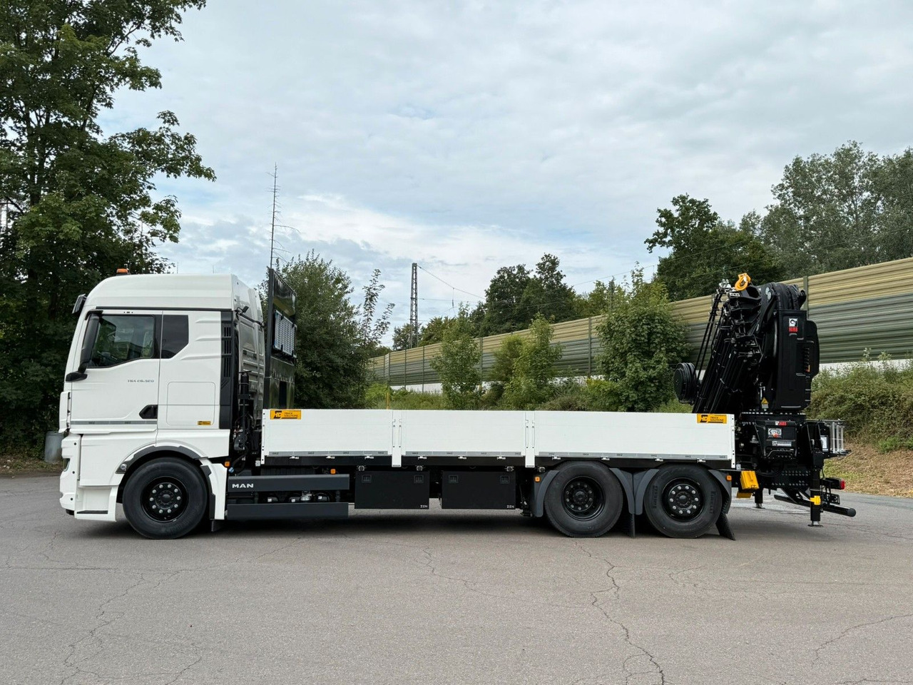 MAN TGX 26.520 TG3 Retarder / 6X2 Hiab 548 E 8 - Camion cu macara: Foto 5 MAN TGX 26.520 TG3 Retarder / 6X2 Hiab 548 E 8 - Camion cu macara: Foto 5