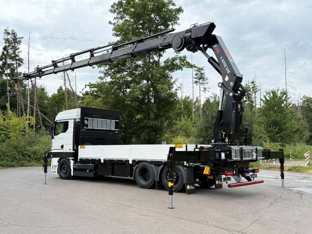 MAN TGX 26.520 TG3 Retarder / 6X2 Hiab 548 E 8 - Camion cu macara: Foto 1 MAN TGX 26.520 TG3 Retarder / 6X2 Hiab 548 E 8 - Camion cu macara: Foto 1