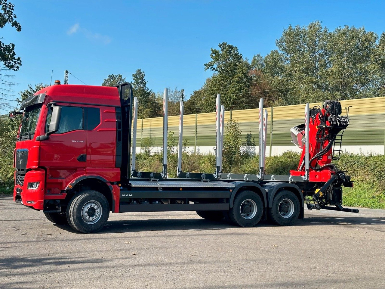 MAN TGX 33.510 6X4 BL Euro6e EPSILON 150 Z - Camion forestier, Camion cu macara: Foto 3 MAN TGX 33.510 6X4 BL Euro6e EPSILON 150 Z - Camion forestier, Camion cu macara: Foto 3