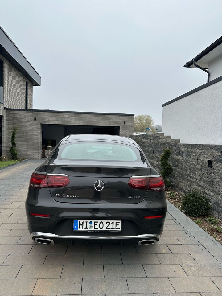 Mercedes-Benz GLC 300 GLC -Klasse Coupe GLC 300 e 4Matic - SUV: Foto 2 Mercedes-Benz GLC 300 GLC -Klasse Coupe GLC 300 e 4Matic - SUV: Foto 2