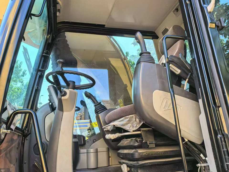 Beautiful High Quality Second-Hand CAT M315D2 Wheel Excavator Used Digger Machinery Engine After-sales Warranty Service - Excavator pe roţi: Foto 5 Beautiful High Quality Second-Hand CAT M315D2 Wheel Excavator Used Digger Machinery Engine After-sales Warranty Service - Excavator pe roţi: Foto 5