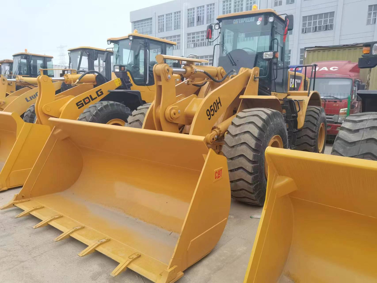 CATERPILLAR 950H - Încărcător frontal pe pneuri: Foto 1 CATERPILLAR 950H - Încărcător frontal pe pneuri: Foto 1