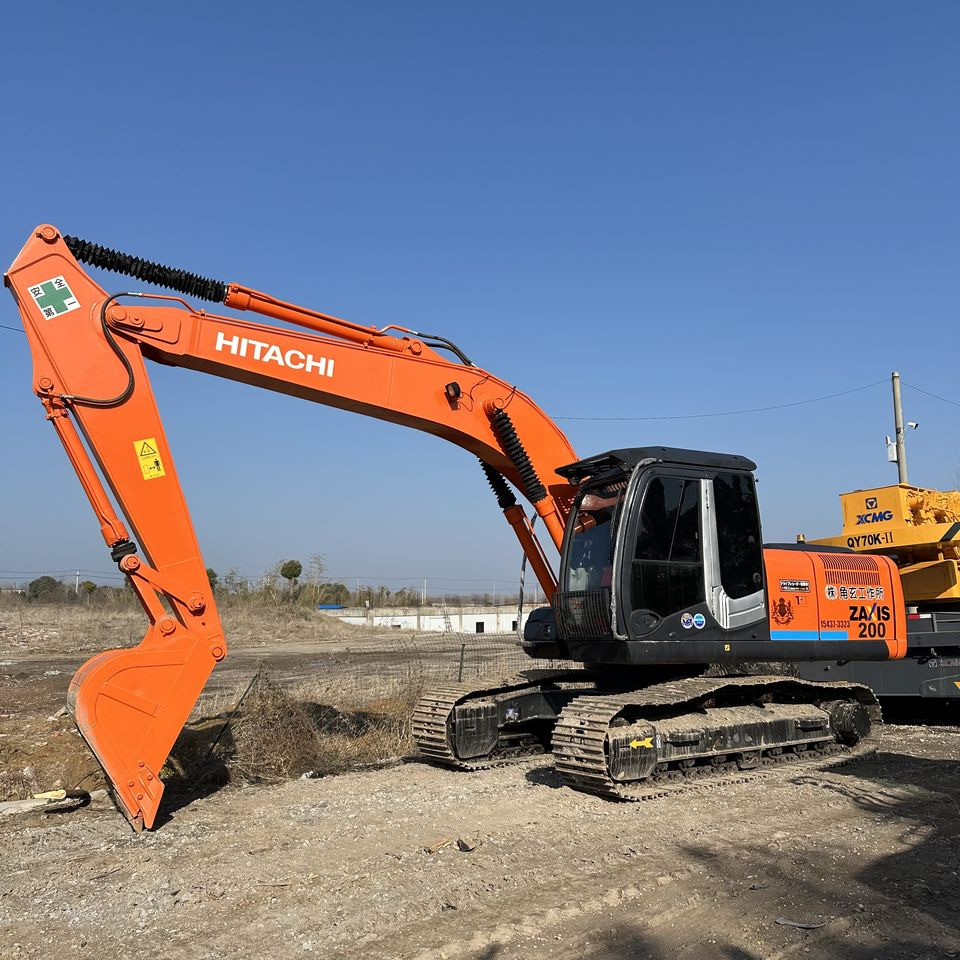 HITACHI ZX200-3 - Excavator pe şenile: Foto 3 HITACHI ZX200-3 - Excavator pe şenile: Foto 3