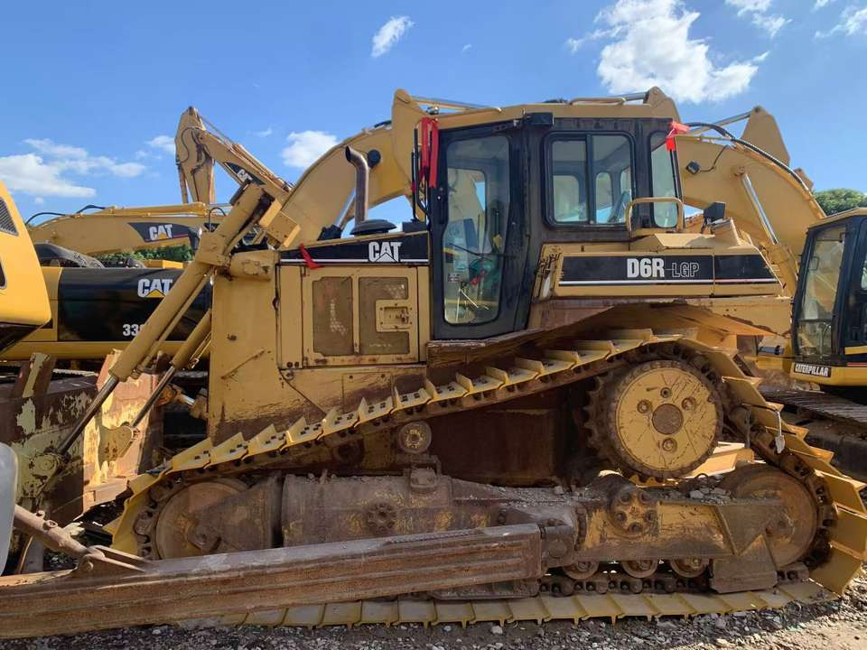 Used Caterpillar Bulldozer D6R, Caterpillar Bulldozer, Caterpillar D6R Bulldozer - Buldozer: Foto 2 Used Caterpillar Bulldozer D6R, Caterpillar Bulldozer, Caterpillar D6R Bulldozer - Buldozer: Foto 2