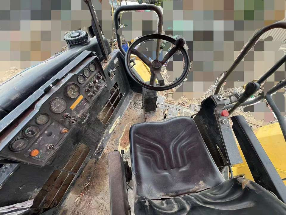 Used Dynapac Cc622 Compactor Similar to Very Cheap CA25D Dynapac Road Rollers for Sale CC622 in Stock for Sale in Stock - Cilindru compactor pentru asfalt: Foto 4 Used Dynapac Cc622 Compactor Similar to Very Cheap CA25D Dynapac Road Rollers for Sale CC622 in Stock for Sale in Stock - Cilindru compactor pentru asfalt: Foto 4