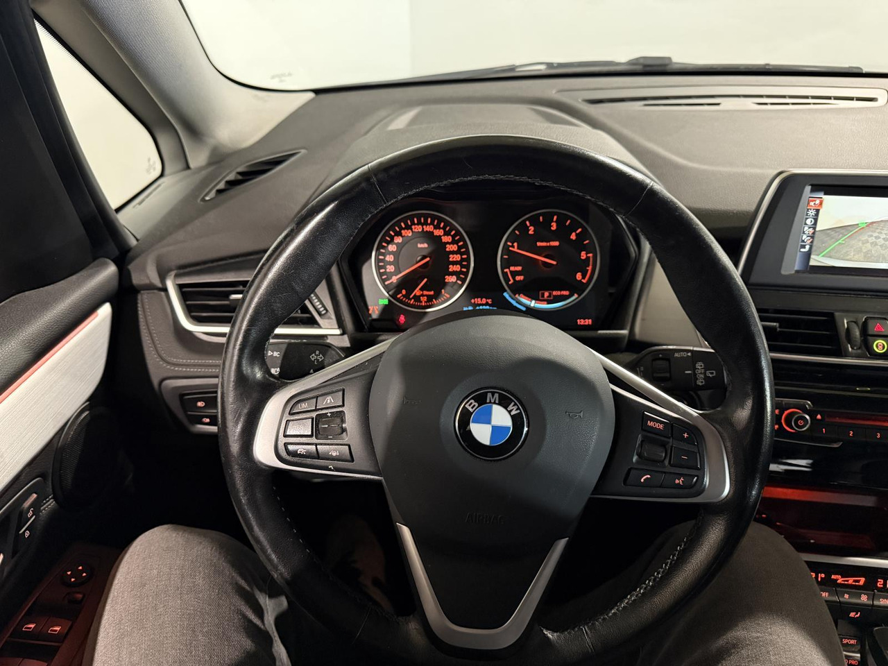 BMW | 2-serie Active Tourer | 218d Corporate Lease Luxury | 2015 | 223.959 km | HG351B | Logisch - Automobil: Foto 5 BMW | 2-serie Active Tourer | 218d Corporate Lease Luxury | 2015 | 223.959 km | HG351B | Logisch - Automobil: Foto 5
