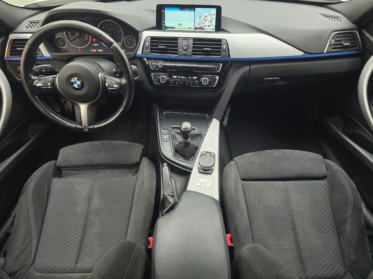 BMW 3-serie 318i High Executive | 2017 | 132.699 km | PH547N | NAP: Logisch - Berlină/ Sedan: Foto 5 BMW 3-serie 318i High Executive | 2017 | 132.699 km | PH547N | NAP: Logisch - Berlină/ Sedan: Foto 5
