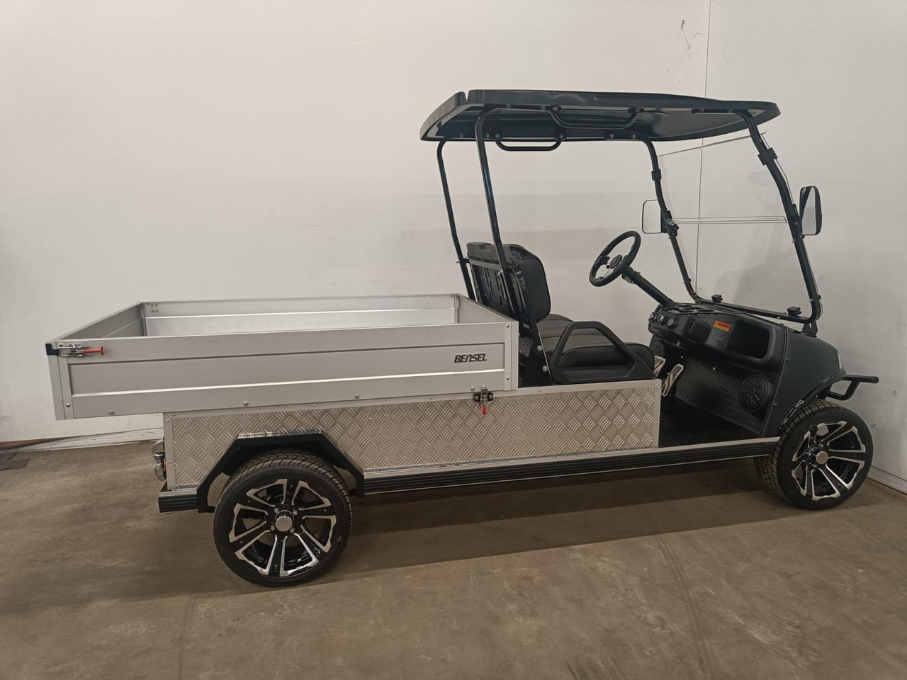 Bensel BSN 1000 2 Persoons Golfkar met Laadbak Zwart Nieuw - Mașină de golf: Foto 4 Bensel BSN 1000 2 Persoons Golfkar met Laadbak Zwart Nieuw - Mașină de golf: Foto 4