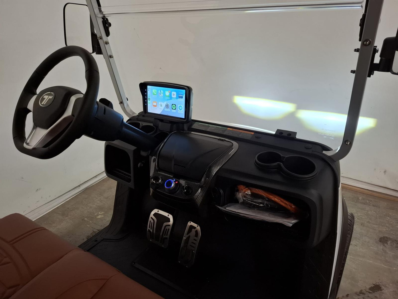Bensel TARA Elektrische 2-zits Golfcar 2025 - Mașină de golf: Foto 5 Bensel TARA Elektrische 2-zits Golfcar 2025 - Mașină de golf: Foto 5