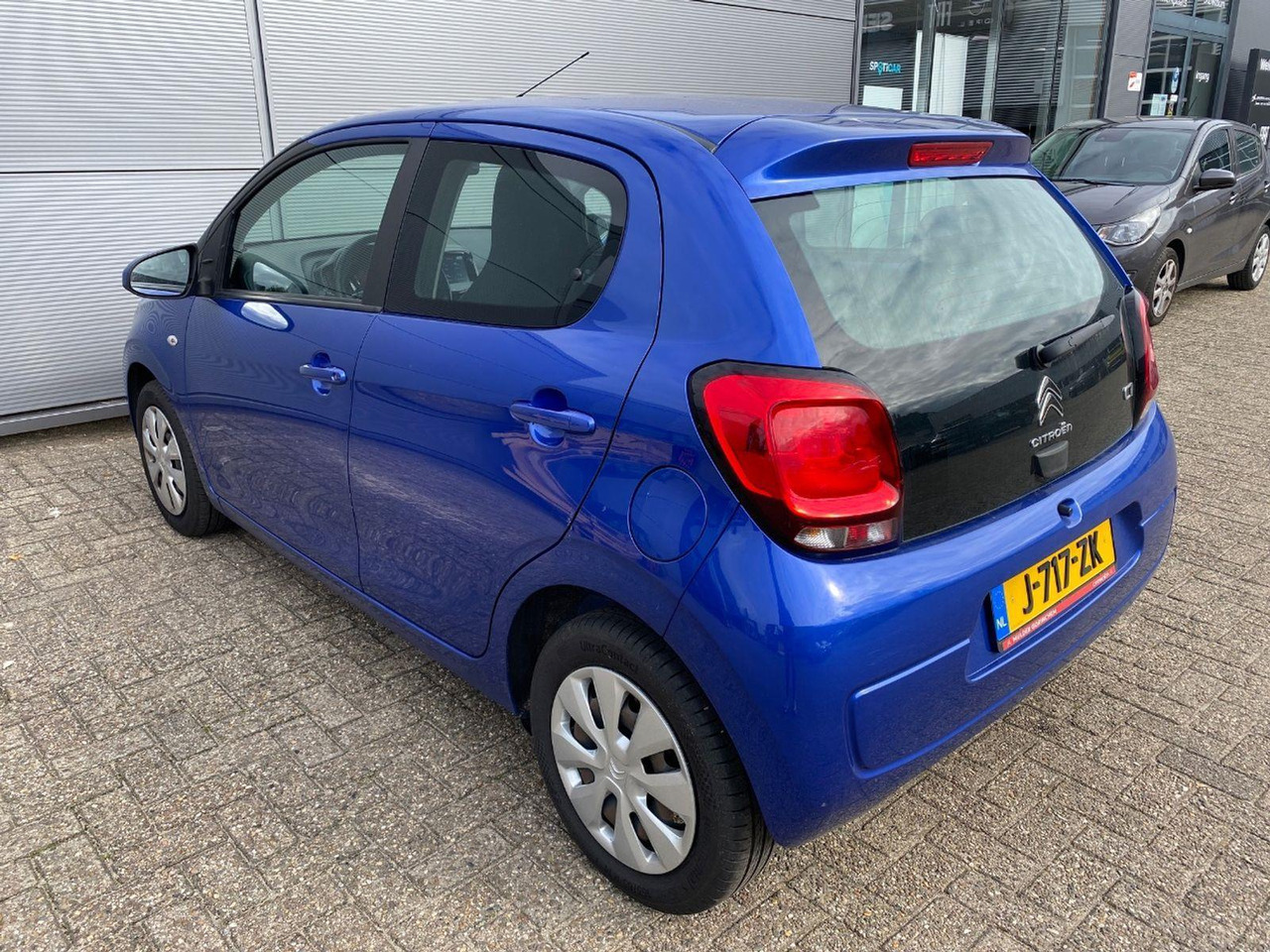 Citroen C1 1.0 VTi Feel | 2020 | 165.471 km | J717ZK | NAP: Logisch - Hatchback: Foto 3 Citroen C1 1.0 VTi Feel | 2020 | 165.471 km | J717ZK | NAP: Logisch - Hatchback: Foto 3