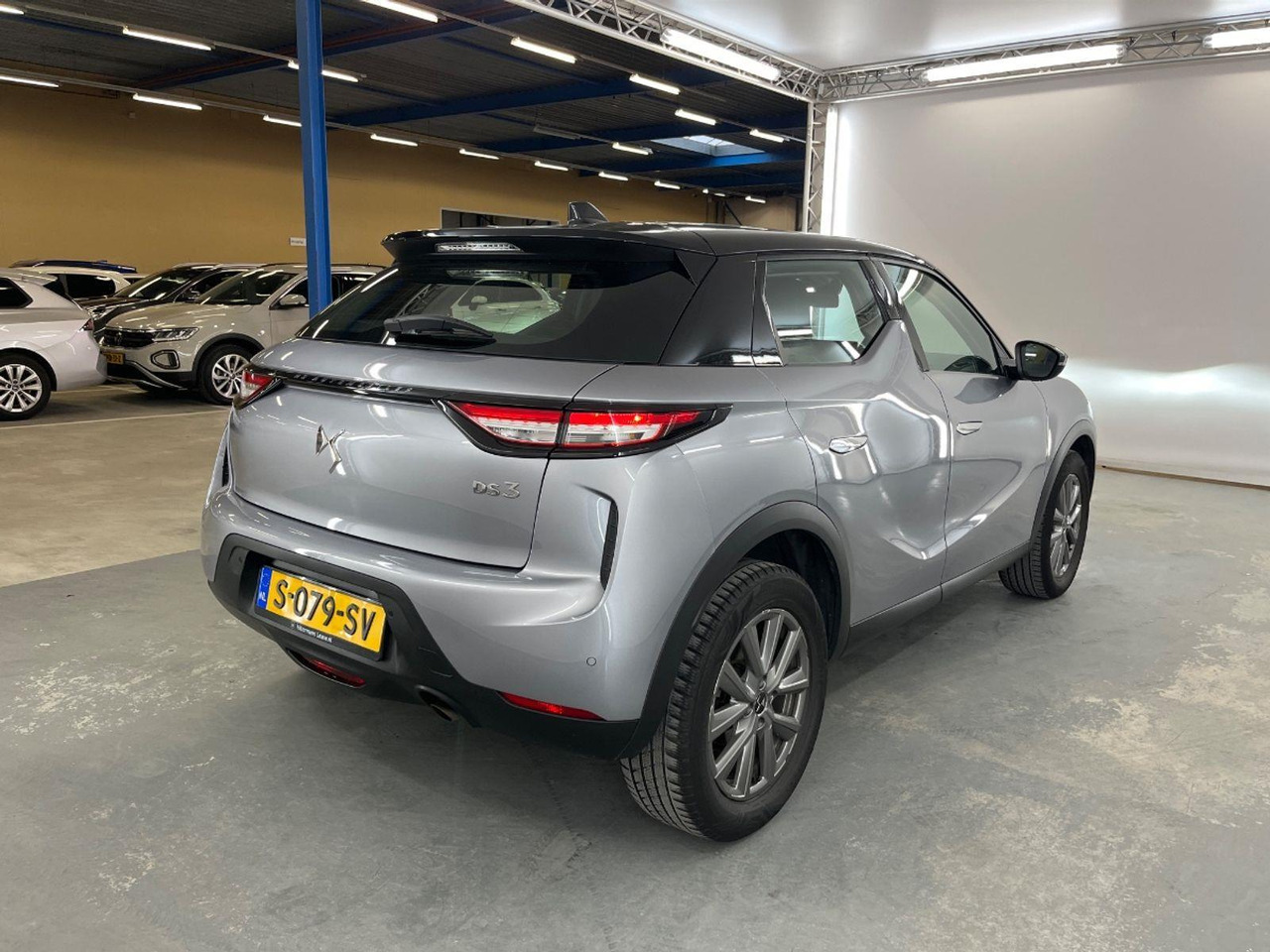 DS 3 1.2 PureTech Bastille | 2023 | 64.053 km | S079SV | NAP: Logisch - SUV: Foto 4 DS 3 1.2 PureTech Bastille | 2023 | 64.053 km | S079SV | NAP: Logisch - SUV: Foto 4