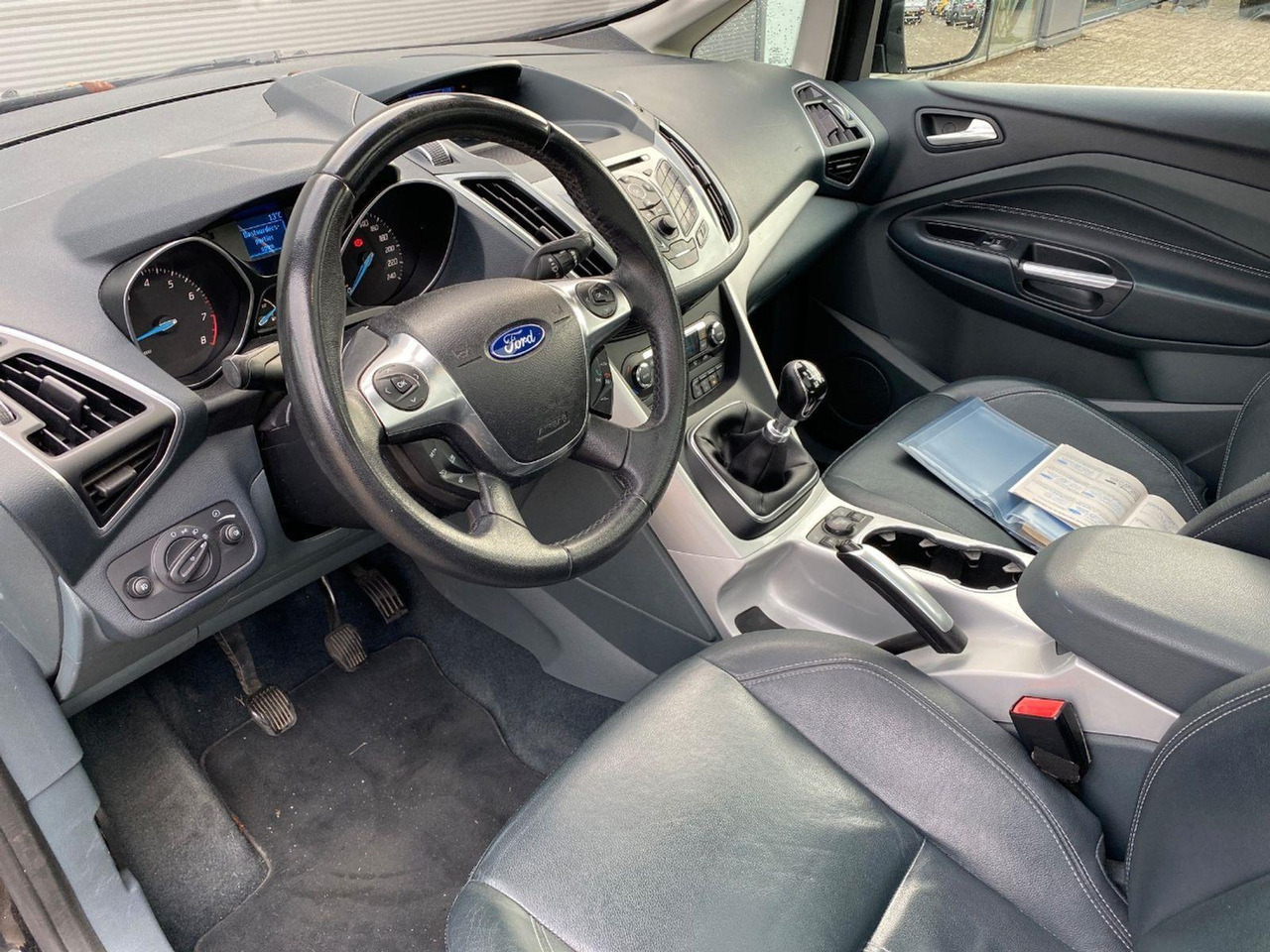 Ford Grand C-Max 1.6 EcoBoost Titanium 7p. | 2011 | 226.405 km | 26RTS9 | NAP: Logisch - Automobil: Foto 5 Ford Grand C-Max 1.6 EcoBoost Titanium 7p. | 2011 | 226.405 km | 26RTS9 | NAP: Logisch - Automobil: Foto 5