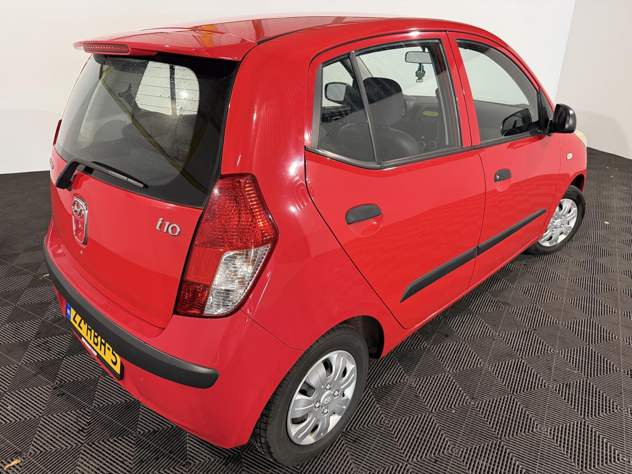 Hyundai | i10 | 1.1 Active | 2008 | 122.839 km | 22HBH5 | Logisch - Hatchback: Foto 2 Hyundai | i10 | 1.1 Active | 2008 | 122.839 km | 22HBH5 | Logisch - Hatchback: Foto 2