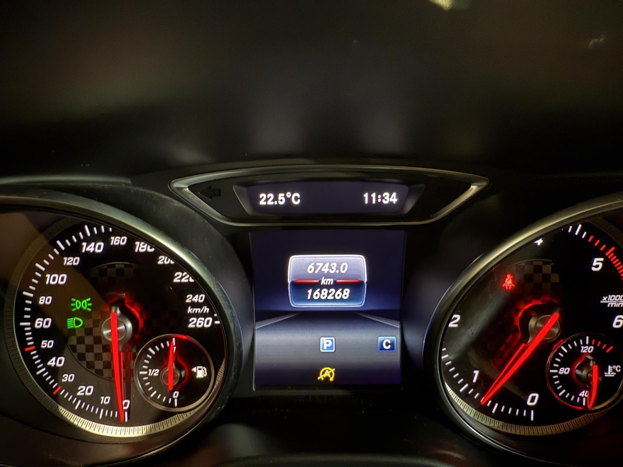 Mercedes-Benz A-klasse 200d Sport Edition | 2018 | 168.268 km | K-690-BJ - Hatchback: Foto 4 Mercedes-Benz A-klasse 200d Sport Edition | 2018 | 168.268 km | K-690-BJ - Hatchback: Foto 4