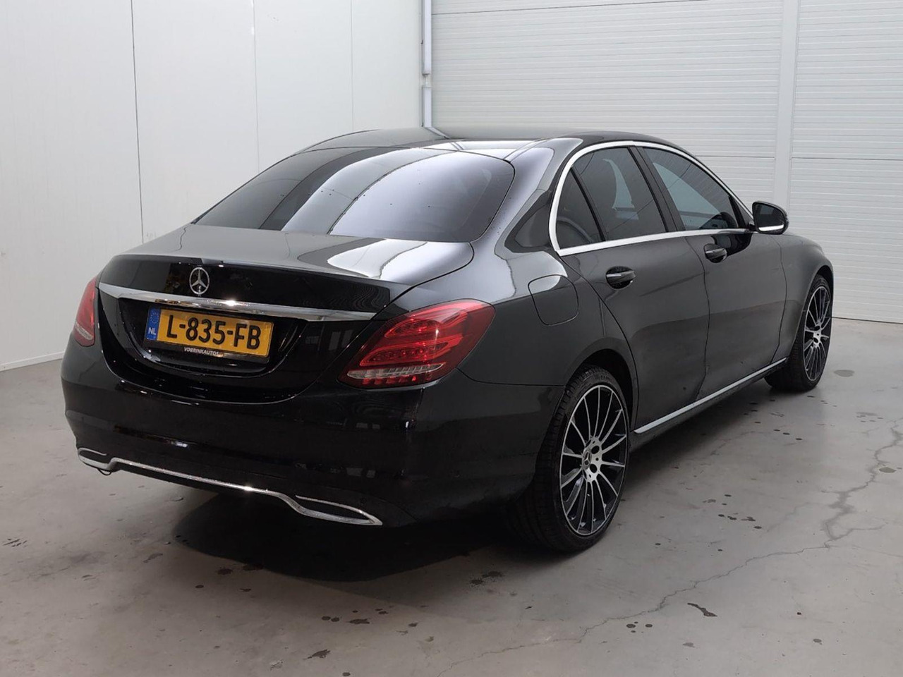 Mercedes-Benz C-klasse 250 CDI 4MATIC Premium Plus | 2017 | 201.697 km | Automaat | L835FB | NAP: Geen oordeel - Berlină/ Sedan: Foto 4 Mercedes-Benz C-klasse 250 CDI 4MATIC Premium Plus | 2017 | 201.697 km | Automaat | L835FB | NAP: Geen oordeel - Berlină/ Sedan: Foto 4