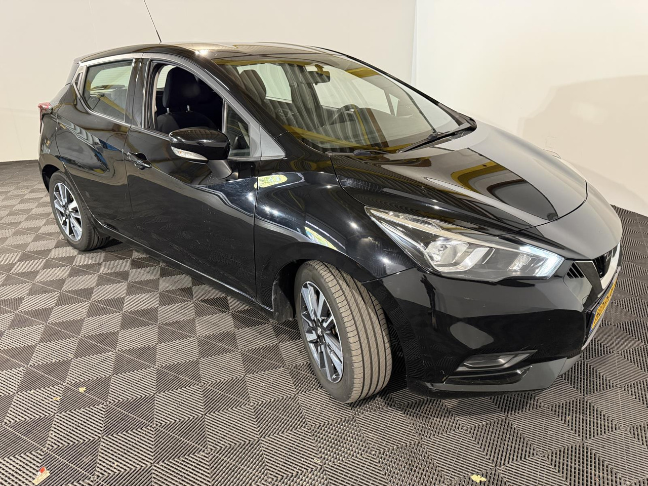 Nissan | Micra | 0.9 IG-T Acenta | 2018 | 158.656 km | HDP06F | Geen oordeel - Hatchback: Foto 3 Nissan | Micra | 0.9 IG-T Acenta | 2018 | 158.656 km | HDP06F | Geen oordeel - Hatchback: Foto 3