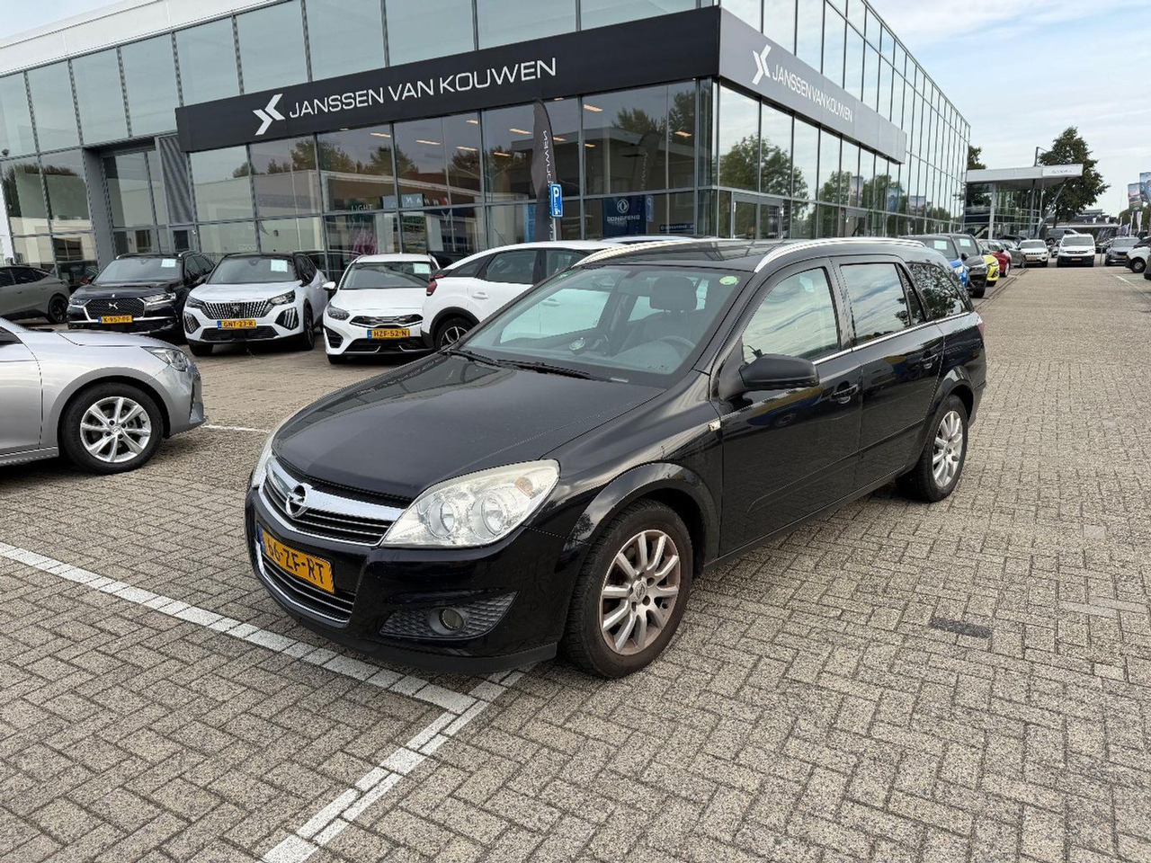 Opel Astra Wagon 1.6 Executive | 2008 | 202.165 km | 66ZFRT | NAP: Logisch - Automobil: Foto 1 Opel Astra Wagon 1.6 Executive | 2008 | 202.165 km | 66ZFRT | NAP: Logisch - Automobil: Foto 1