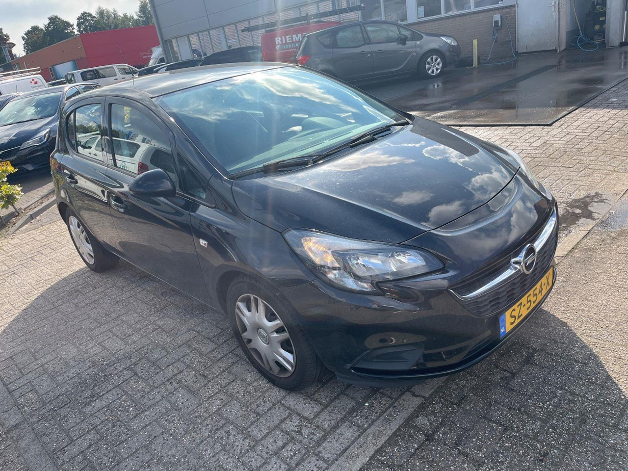 Opel Corsa 1.4 Favourite | 2018 | 98.705 km | SZ554X | NAP: Logisch - Hatchback: Foto 2 Opel Corsa 1.4 Favourite | 2018 | 98.705 km | SZ554X | NAP: Logisch - Hatchback: Foto 2