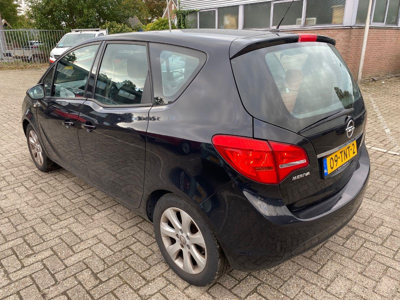 Opel Meriva 1.4 Edition | 2012 | 150.381 km | 09TNT2 | NAP: Logisch - Automobil: Foto 3 Opel Meriva 1.4 Edition | 2012 | 150.381 km | 09TNT2 | NAP: Logisch - Automobil: Foto 3