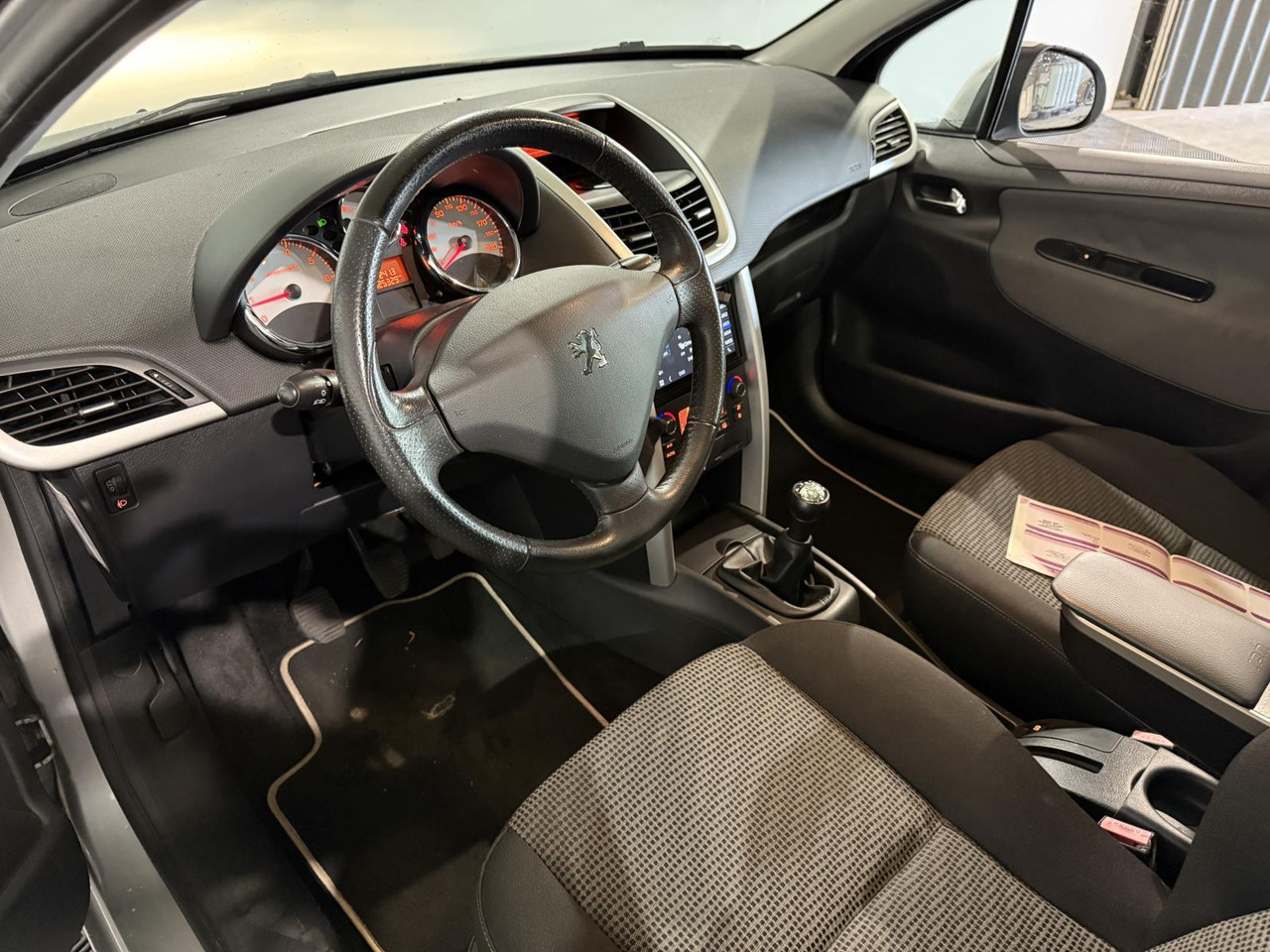 Peugeot | 207 SW | 1.6 VTi Sublime | 2009 | 125.329 km | NK430Z | Geen oordeel - Automobil: Foto 4 Peugeot | 207 SW | 1.6 VTi Sublime | 2009 | 125.329 km | NK430Z | Geen oordeel - Automobil: Foto 4