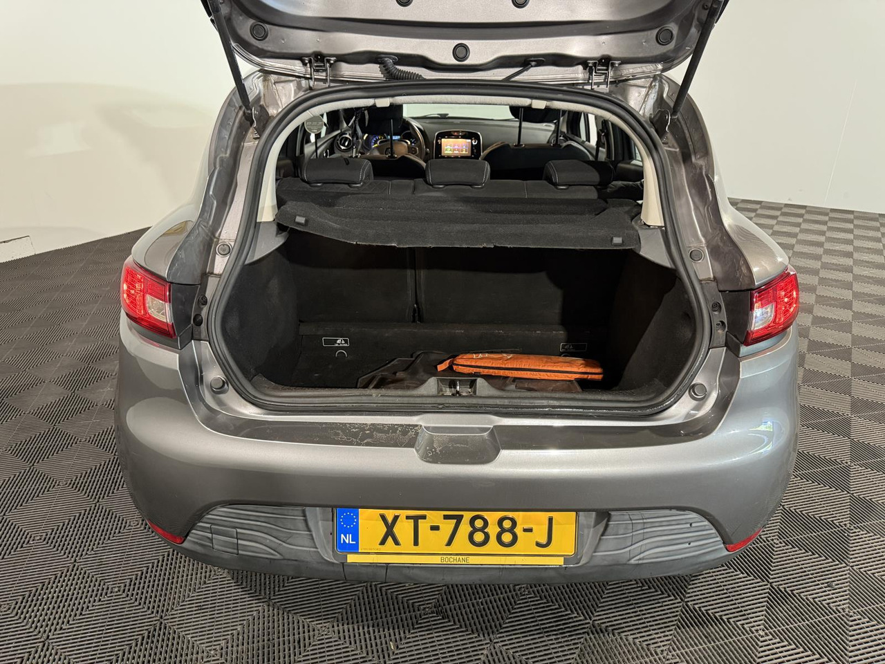 Renault | Clio | 0.9 TCe Dynamique | 2016 | 192.462 km | XT788J | Geen oordeel - Hatchback: Foto 5 Renault | Clio | 0.9 TCe Dynamique | 2016 | 192.462 km | XT788J | Geen oordeel - Hatchback: Foto 5