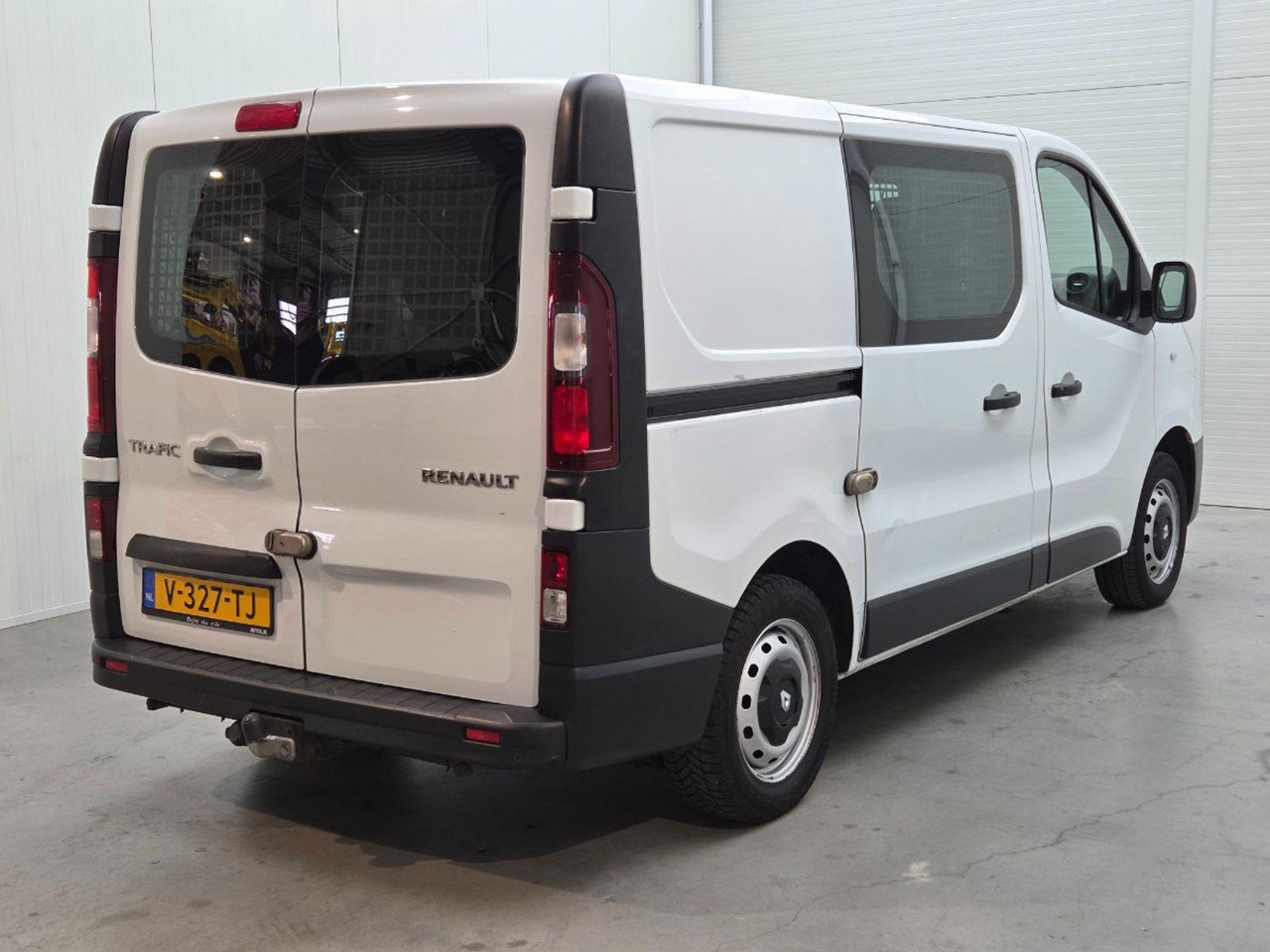 Renault Trafic 1.6 dCi T29 L1H1 Comfort Energy | 2018 | 188.221 km | V327TJ | NAP: Logisch - Dubă: Foto 4 Renault Trafic 1.6 dCi T29 L1H1 Comfort Energy | 2018 | 188.221 km | V327TJ | NAP: Logisch - Dubă: Foto 4